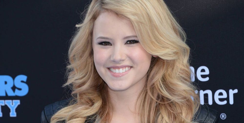 Taylor Spreitler Height, Weight, Body Measurements - Searchceleb